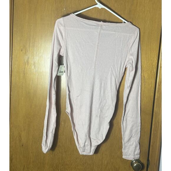 Free People Sloane Bodysuit Henley Knit Long Sleeve Pink Nectar X-Small NEW - Picture 3 of 10